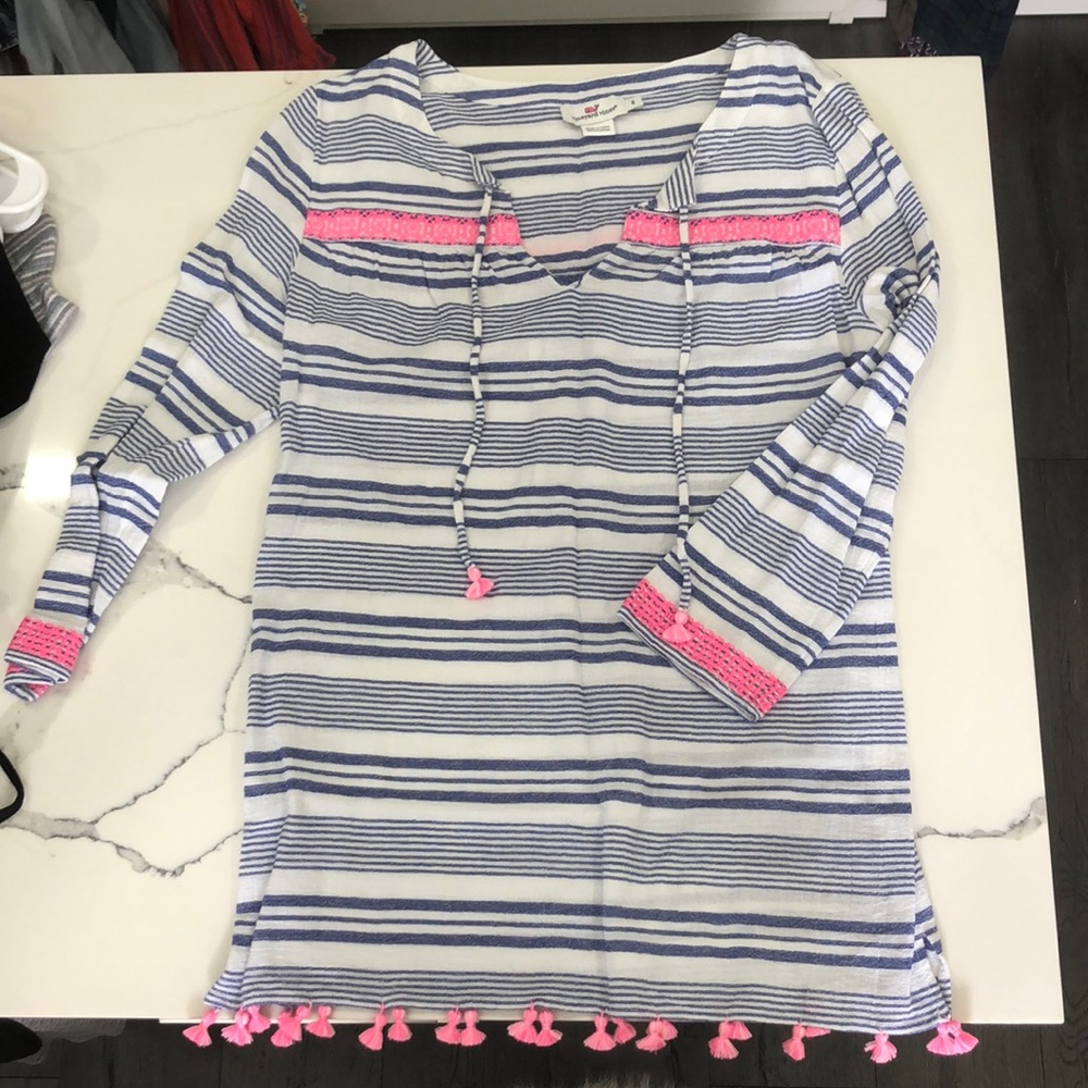 Vineyard vines blue and pink cover-up